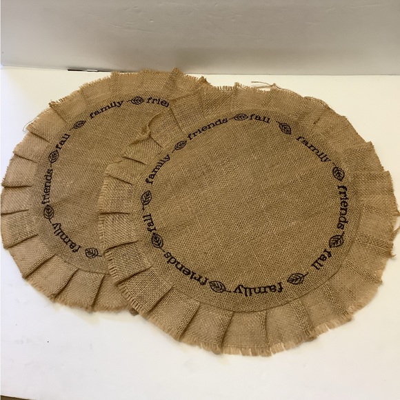The Prairie  by Rachel Ashwell Round Burlap Placemats Inscribed 15.5 in - Picture 1 of 7
